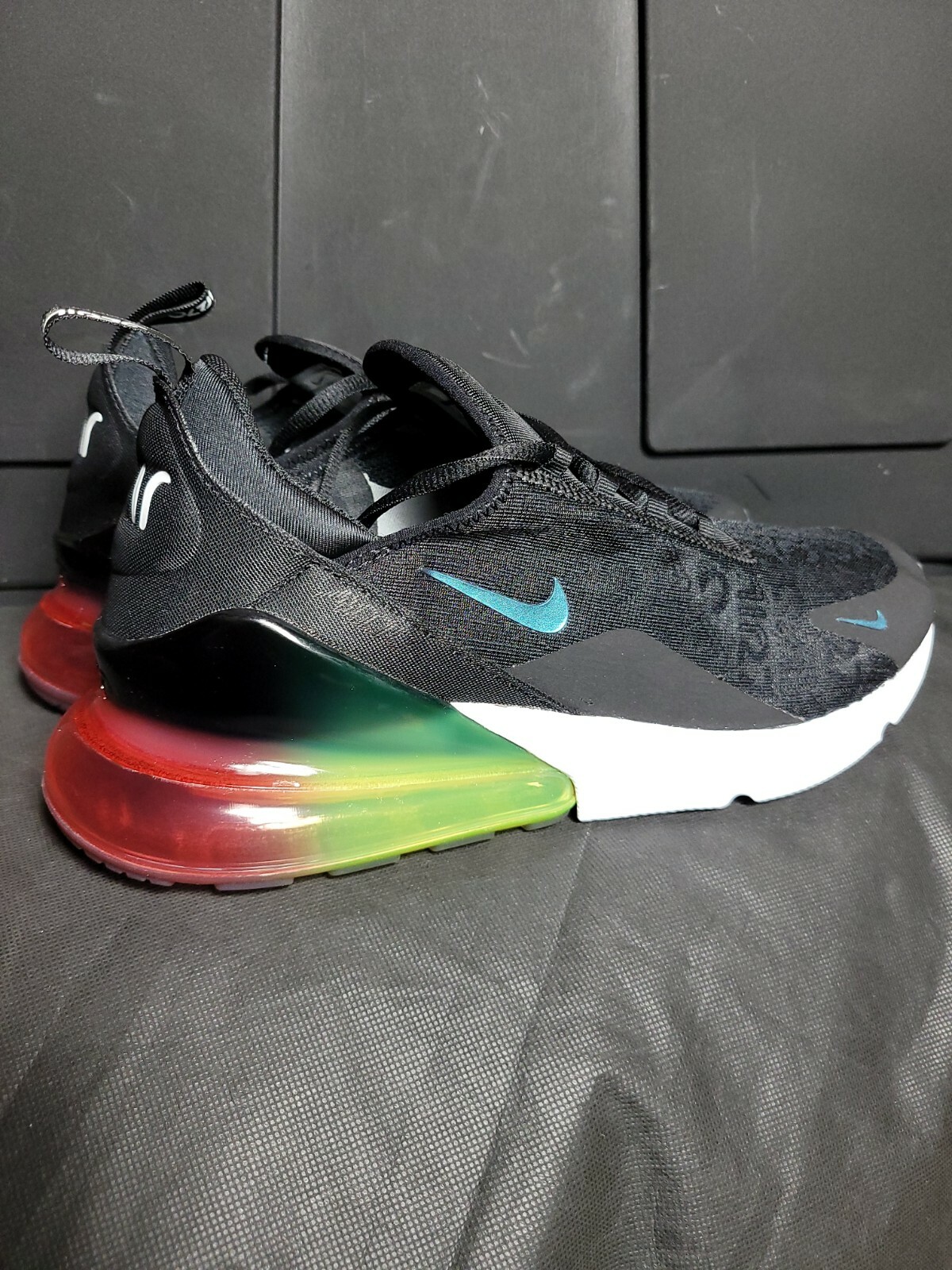 nike air max 270 rainbow heel