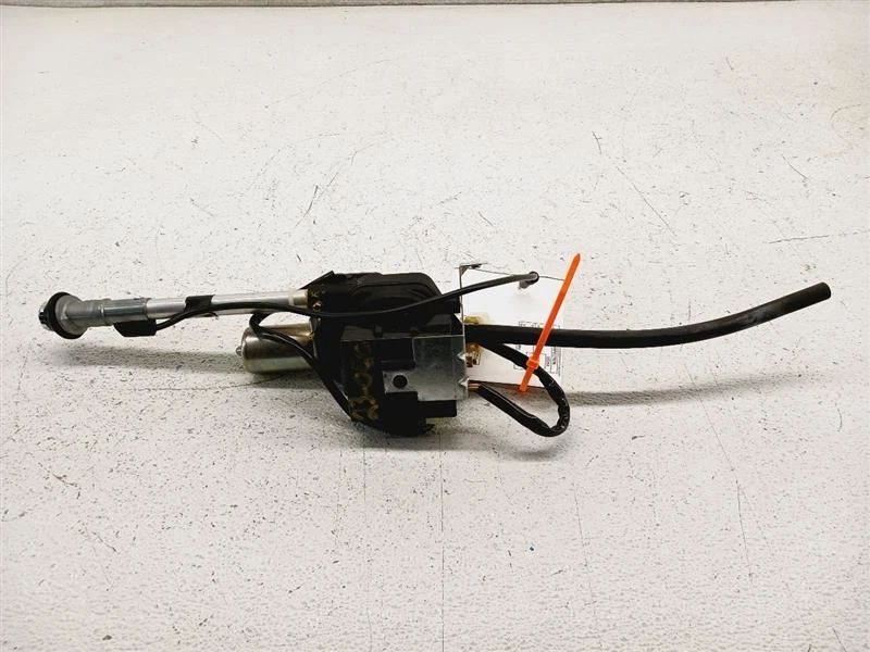 84-86 Nissan 300zx Z31 2+2 Electric Power Antenna Assy OEM 28206