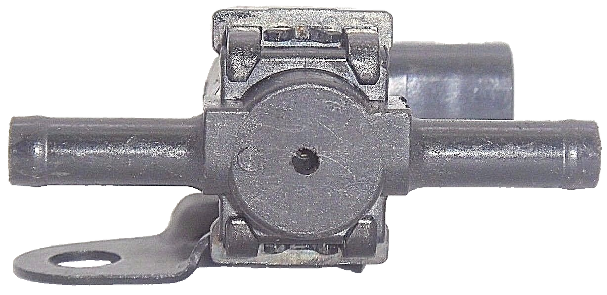 GENUINE/ OEM ZJ01-18-741 for MAZDA FAMILIA FORD IXION LASER LIDEA