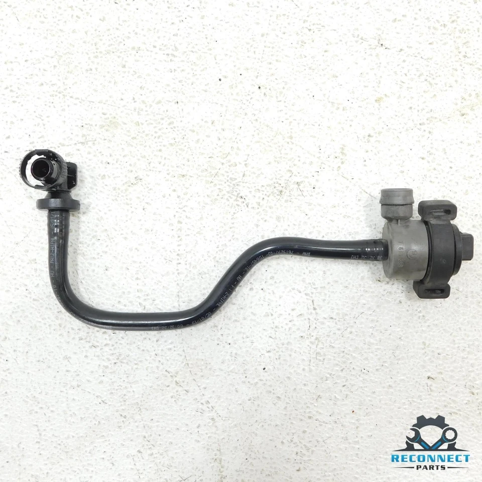 BMW 550i 650i 750Li X5 X6 F02 2008-2018 válvula de manguera de ventilación del tanque de combustible trasero derecho OEM Foto 3 de 4