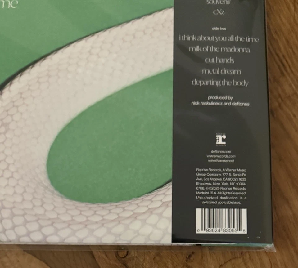 Deftones - Private Music Deluxe Gatefold Iridescent Gold Vinyl Numbered Edition - Image 4 of 4