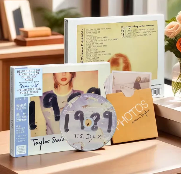 Taylor Swift 1989 With 13 Polaroids New CD - Image 4 of 4