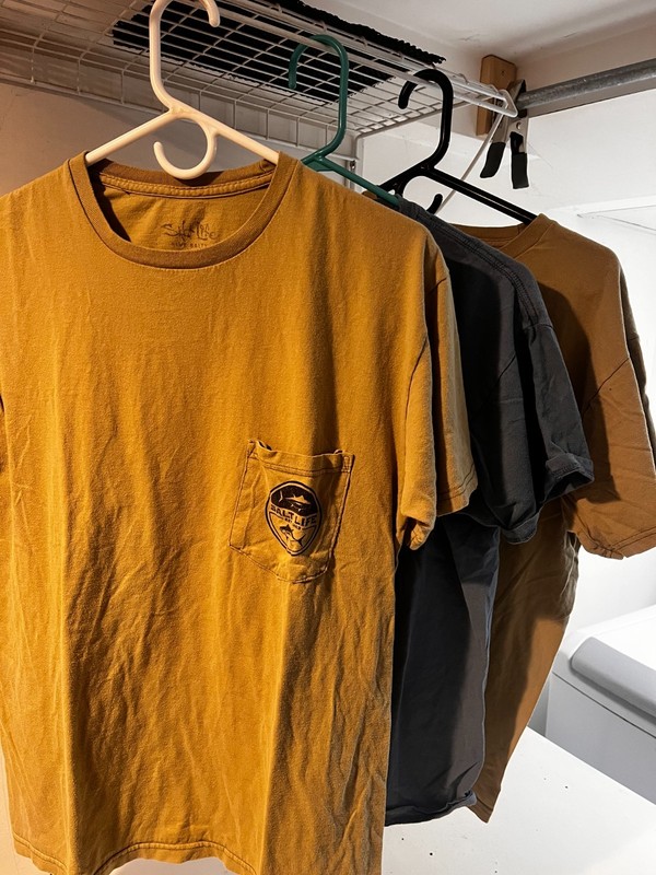 3- Salt Life pocket t shirts tag size M