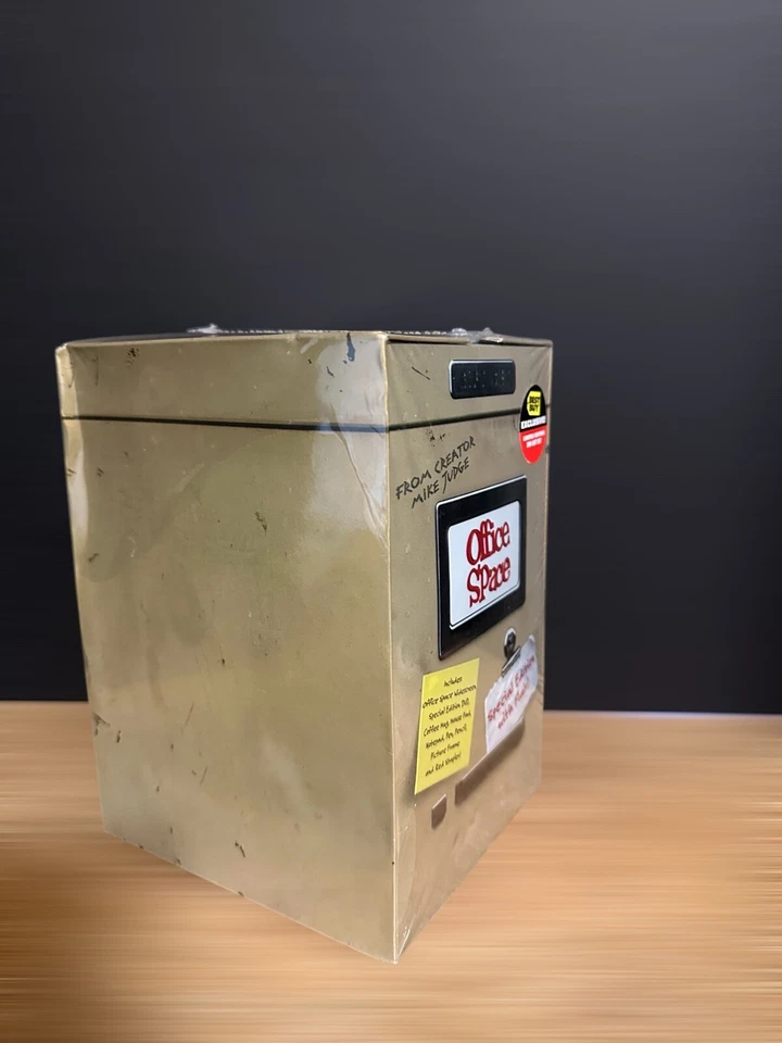 Office Space - Gift Set Best Buy Exclusive Special Edition W/ Flair DVD New OOP - Image 3 of 4