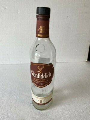 1 EMPTY GLENFIDDICH UNIQUE SOLERA RESERVE 15 YR 750ML BOTTLE W/CORK