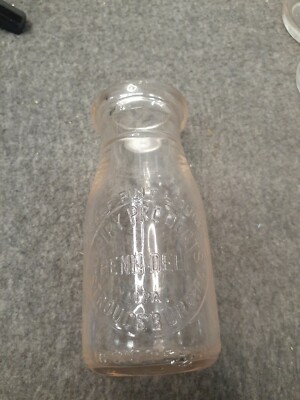 Penn-Dell Dairy - half pint round Milk Bottle - Stroudsburg, PA F7
