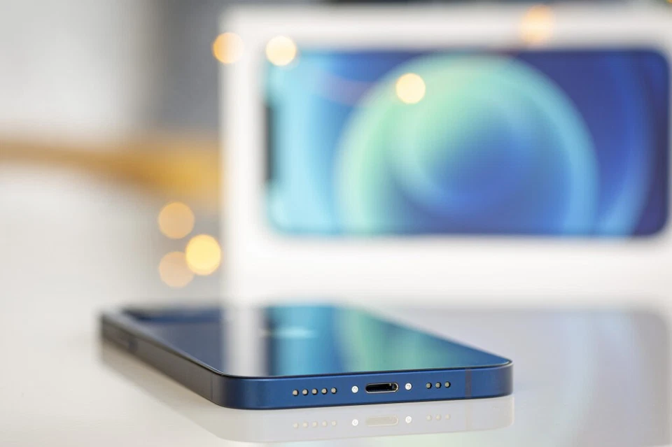 Nuovo Sigillato Apple iPhone 12 (5G) 256GB/128GB/64GB Smartphone Sbloccato 6,1" - Immagine 2 di 4