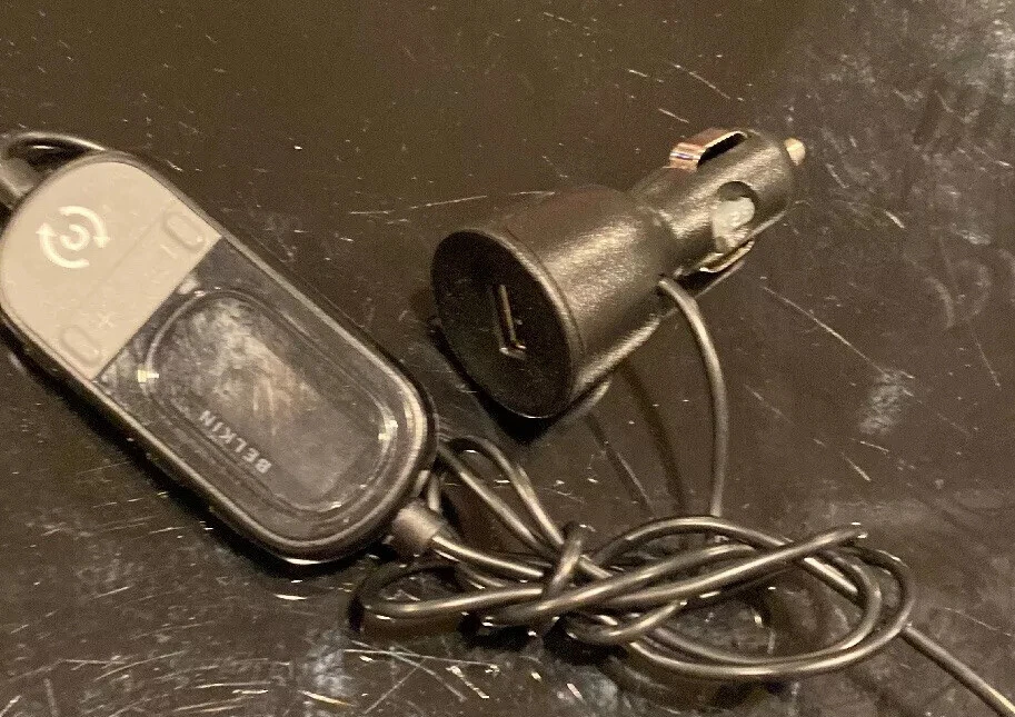 BELKIN TUNECAST AUTO UNIVERSAL HANDS FREE AUX  In Car Auto Audio Usb Charger - Image 4 of 4