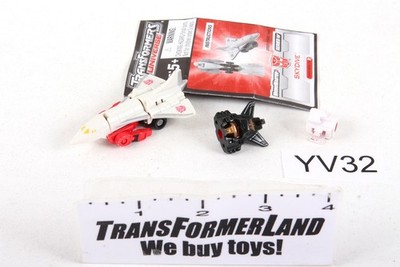 Transformers Universe Combiners KB Toys Skydive 100% Complete