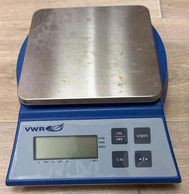 VWR-6000P Model Portable Electronic Balance Scale 6000 grams capacity w/Power Co