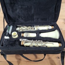 Mendini by Cecilio Beginner Bb Clarinet - White ABS Body, Case, Reeds