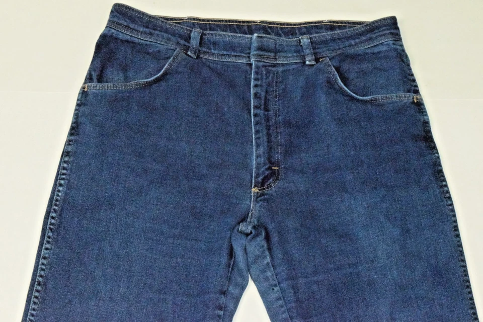 Vintage Western Jeans Wrangler Size 32 28 90s 85498PS Clasp Close Made USA - Image 3 of 4