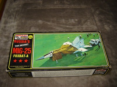 Minicraft 130 Model Kit MIG-25 FOXBAT-A Box open kit Factory Sealed 1/72 Scale