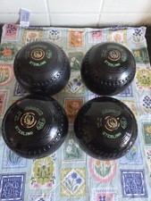 Set of 4 Almark Sterling Lawn Bowls size 5M Black
