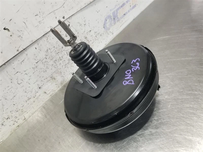 Lexus IS300 19 2019 2,0 L potenciador de freno Foto 3 de 4