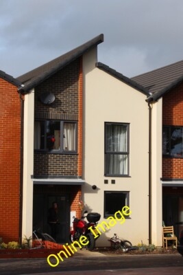 Foto 6x4 neues Gehäuse vor der St James Avenue Bexhill 2 c2014