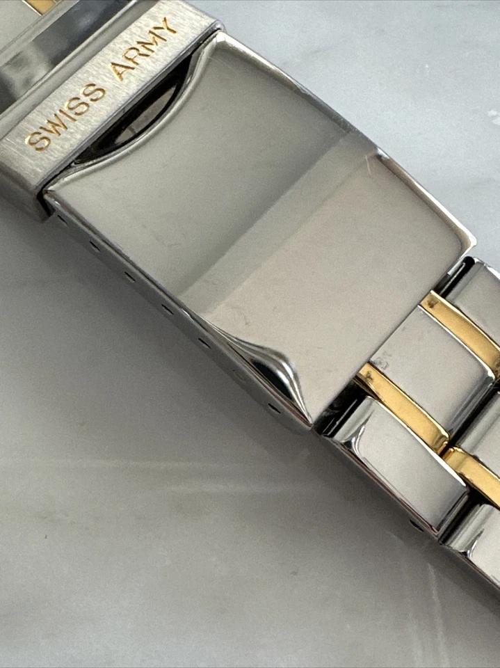 *NEW* Genuine Swiss Army Victorinox Two-Tone Steel 19mm Watch Bracelet - Image 4 of 4