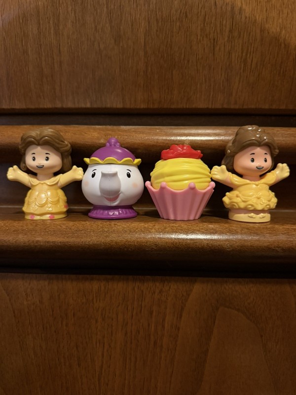 Fisher-Price Little People Disney Princess Belle & Mrs Potts