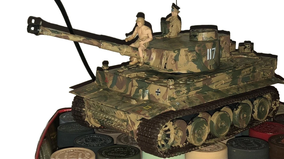 Modello Dipinto A Mano Carro Armato Tigre Tedesco 1/35 Tiger NewRay SenzaScatola - Immagine 3 di 4