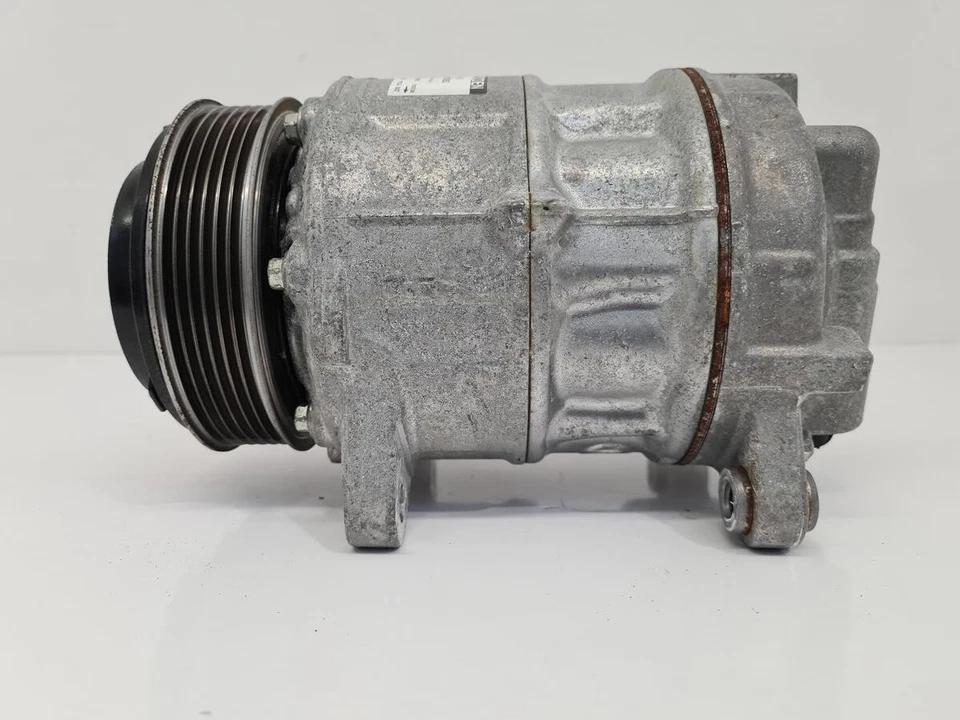 BMW 5 SERIES G30/G31 2017-2023 AIRCON COMPRESSOR 64527945863 - Image 2 of 4