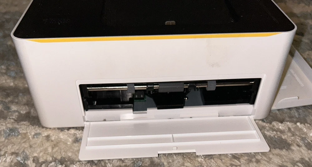 Kodak PD-450W Photo Printer Dock - Portable Instant 4x6" Photos W/ Photo ppr