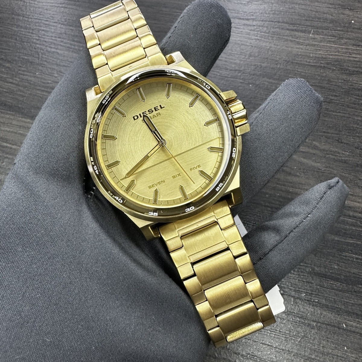 NEW✓ DIESEL ALL GOLD DIAL STAINLESS STEEL BRACELET MEN'S
