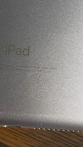 Apple iPad 6th Generation A1893 128GB, Wi-Fi, 9.7in Cell & WiFi