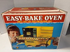 Vintage Kenner Easy-Bake Oven No. 1360 With Box and Bulbs and Baking Pans