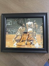 Walt Frazier Autograph Action Shot W Phil Jackson Authenticated