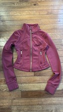 Lululemon Women's Cropped Define Jacket Red Merlot Size 2 New without Tags
