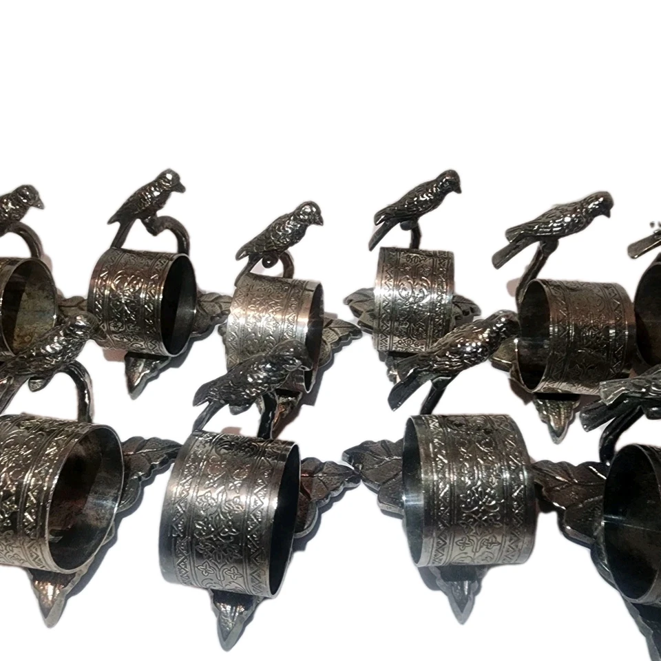 Anillo servilleta figurativo plato de plata victoriano pájaro sobre hoja festivo Foto 3 de 4