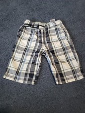 Bermuda Short Kurze Hose Kinder  Größe  110/116 Zustand Sehr Gut