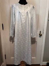 Pretty Miss Elaine Ice Blue Lace Trim W/Floral Embossed Nightgown. Petite sz PL