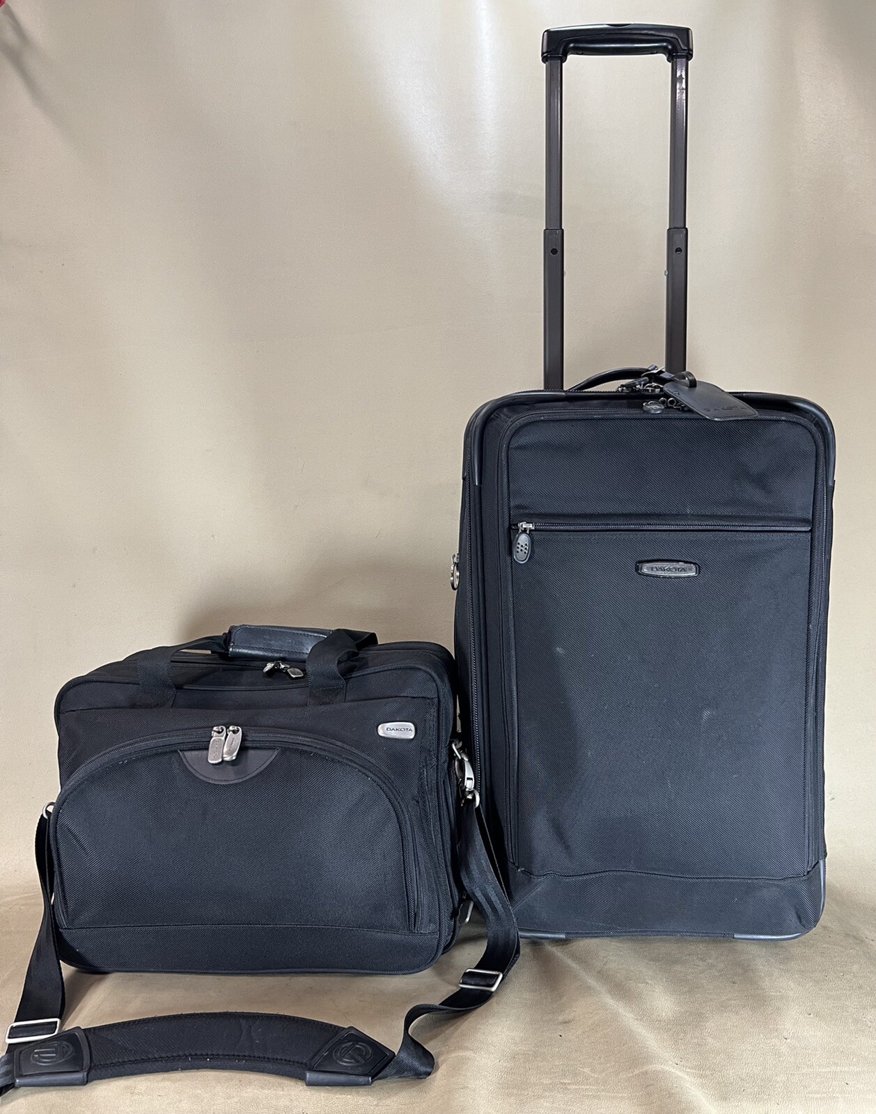 Used DAKOTA by Tumi Black 22" Upright Exp Wheeled Suitcase 16” Exp Briefcase | eBay