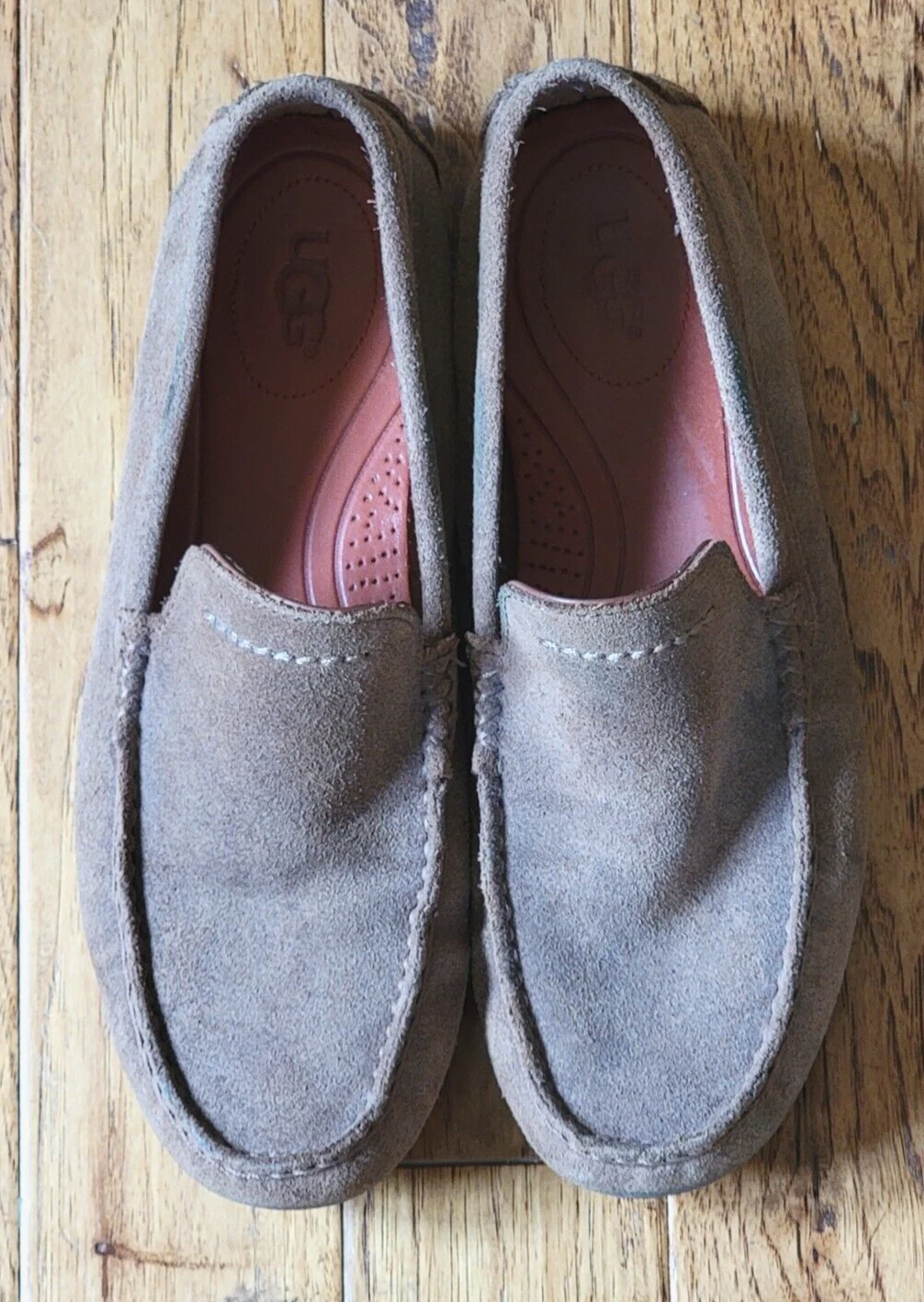 UGG Scarpe Comfort Mocassini Slip On Uomo Taglia 9 Marrone Suole Antiscivolo