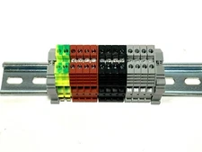 KONNECT-IT DIN Rail Power Distribution Terminal Block Kit KN-T10 10 AWG 30A 600V