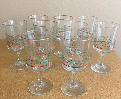 Set of 9 Arbys Vintage 1986 Christmas Holly Berry Stemmed Glasses Gold Rim 7"