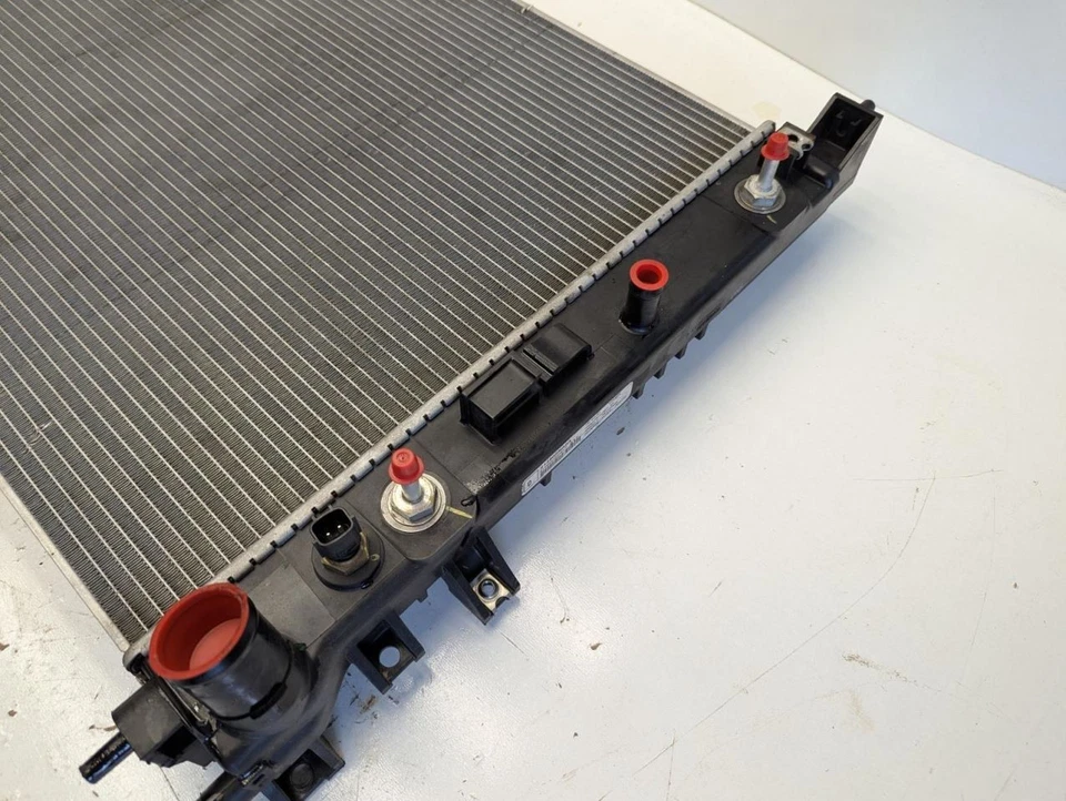 Radiator Without Tow Package Fits 19 21 INFINITI QX50 783243 - Image 2 of 4