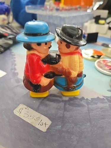 Vintage Marx Toy Ramp Walker 2 Gunslingers Bank Robbers Figure 1950s