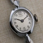 Vintage Timex Mexico Two-Hand Wind-up Analog Women's Watch Sz. 5 1/4"