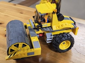LEGO City 7746 Single Drum Roller 100% Complete w/Box & Manual