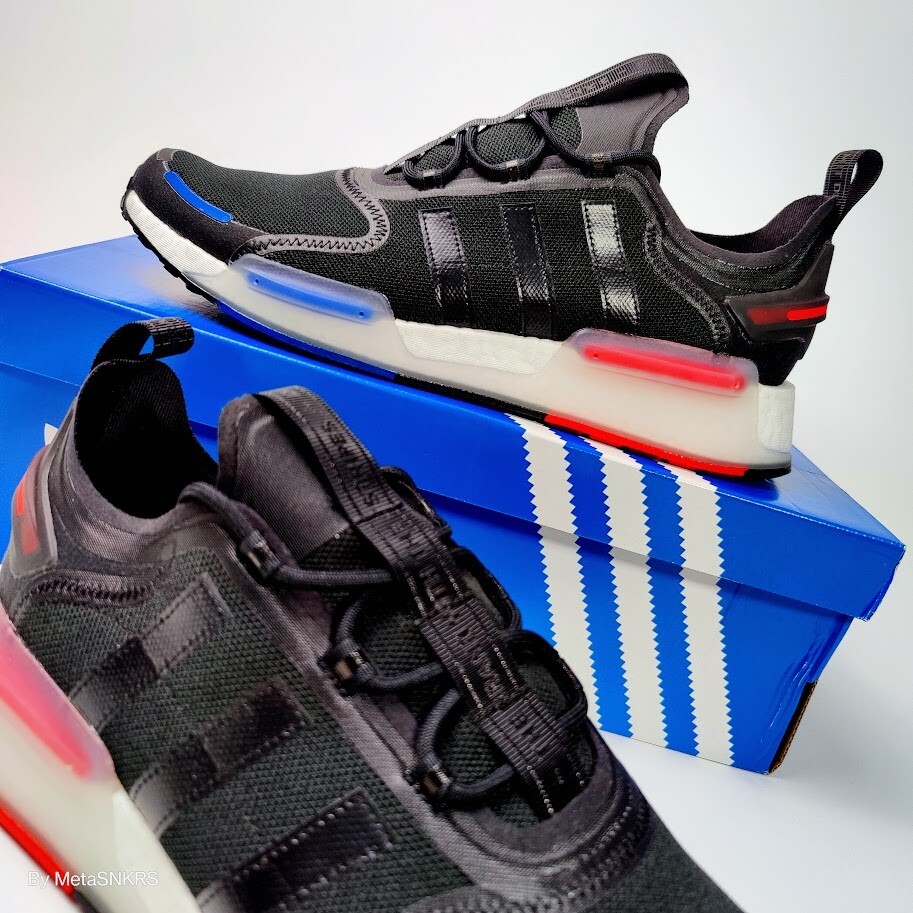 Adidas US 13 Men's Black White Red Blue Rare Retro Run Boost NMD V3   GX3378 New thumbnail 2