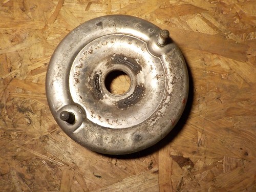 1x AUdi A6 S6 RS6 4B VW Passat 3B BG W8 Federteller vorne oben