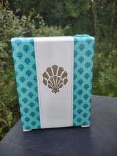 Avon Vintage 1990 SKIN SO SOFT BATH OIL 4.5 fl oz Sea Shell Glass Decanter w Box