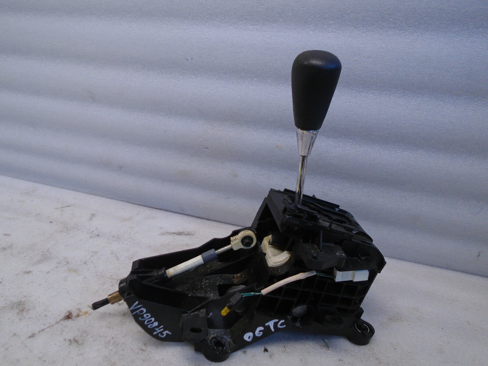 0510 SCION TC GEAR SHIFT FLOOR SHIFTER AUTOMATIC OEM VP90845 eBay