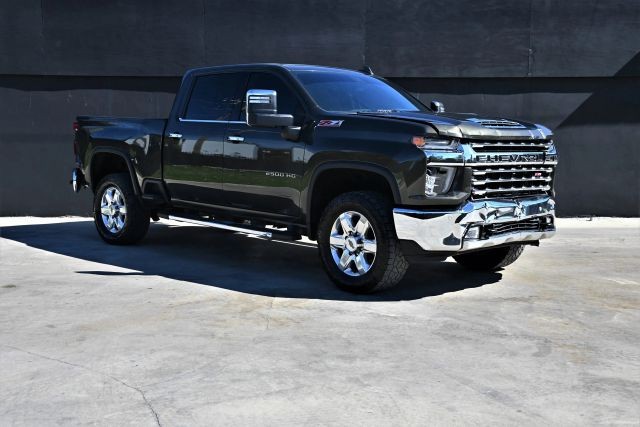 2023 Chevrolet Silverado 2500 HD LTZ Pickup 4D 6 1/2 ft thumbnail 2
