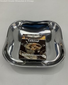 Vintage Wilton Armetale Metal Serving Dish Bowl