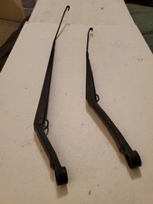 2012-2019 Nissan Versa Front LEFT & RIGHT Windshield Wiper Arms Pair OEM