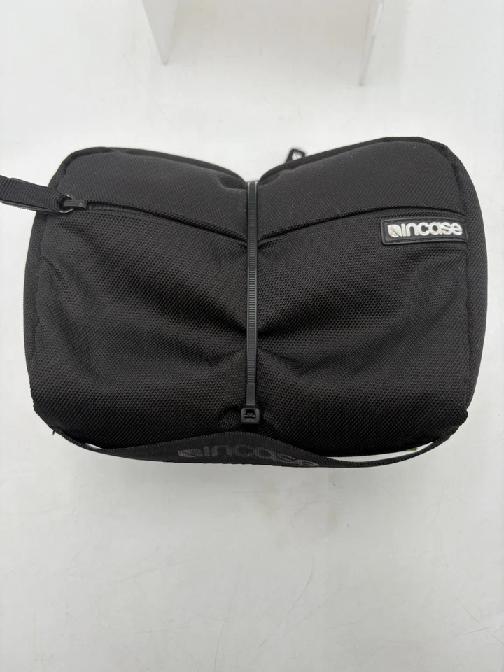 Garmin Nuvi 50LM GPS Navigator New Open Box Bundle w/ Accessories & Incase Bag - Image 2 of 4