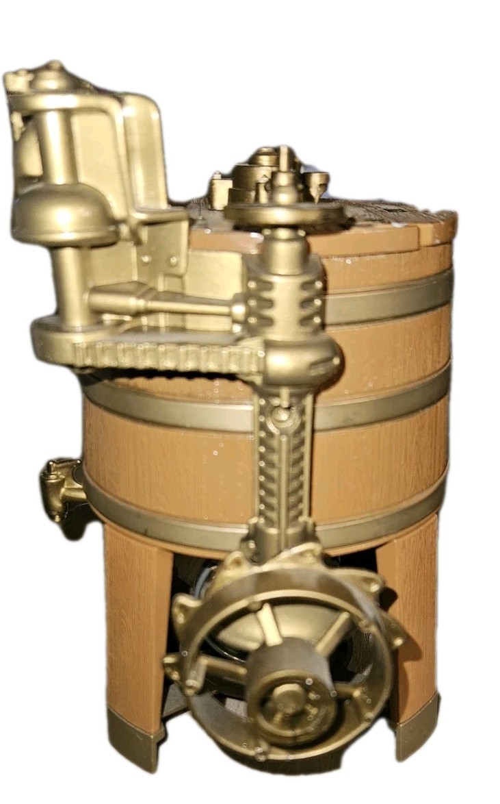 ERTL Vintage Maytag Multi - Motor Washer Power House Farm Series 1/6 Scale #4967